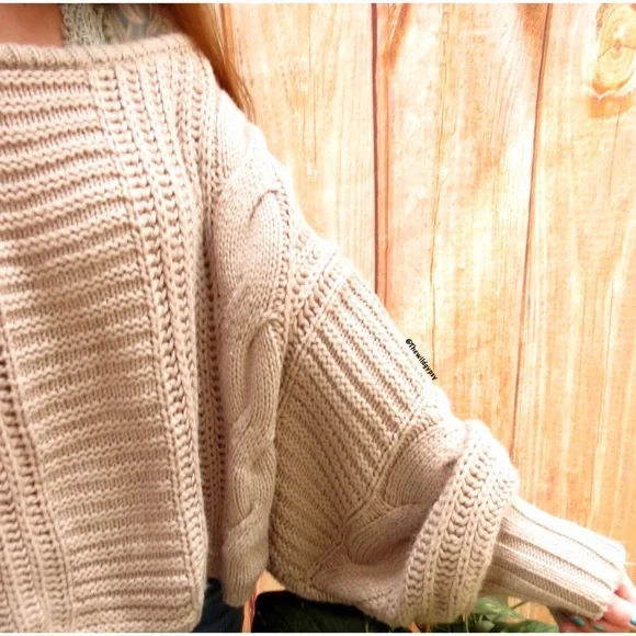 Cozy blush mauve off shoulder chunky knit sweater πͺ· - Picture 2 of 5